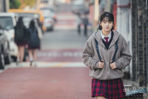 Кадр из дорамы Мышь