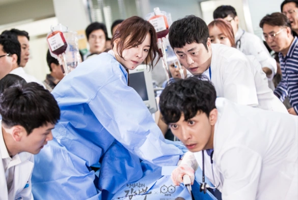 Кадр из дорамы Учитель Ким — доктор-романтик