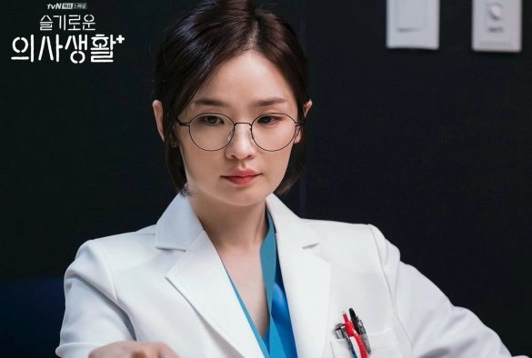 Кадр из дорамы Мудрая жизнь в больнице 1 сезон