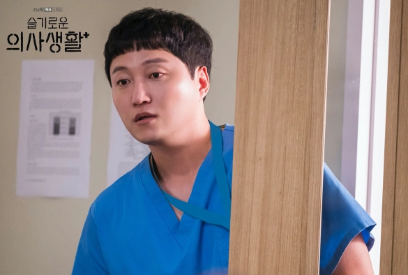 Кадр из дорамы Мудрая жизнь в больнице 1 сезон