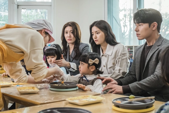 Кадр из дорамы Здравствуй, мама!