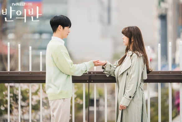 Кадр из дорамы Половина от половины