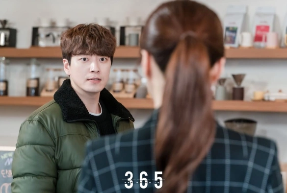 Кадр из дорамы 365: Год победы над судьбой