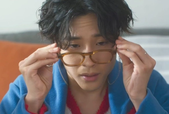 Кадр из дорамы XX