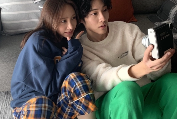 Кадр из дорамы XX