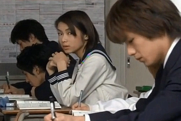 Кадр из дорамы Клубника на пирожном