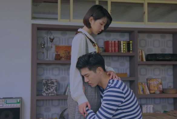 Кадр из дорамы Назад в 1989