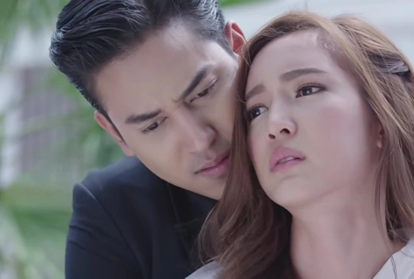 Кадр из дорамы Ты — это я