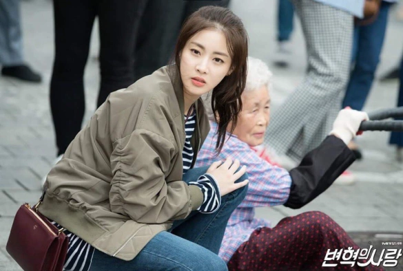 Кадр из дорамы Любовь Бён Хёка