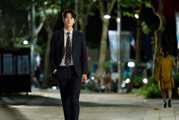 Кадр из дорамы Любовь Бён Хёка