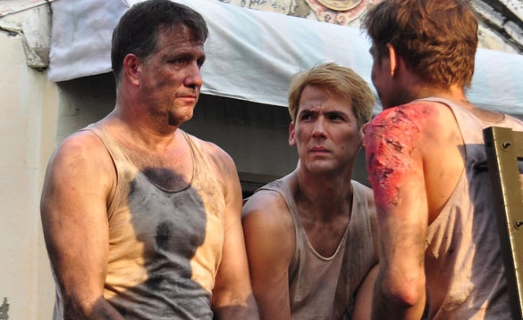 Кадр из дорамы Закат над Чаопрайя