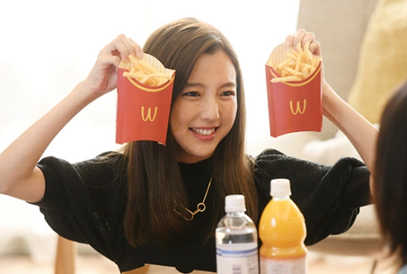 Кадр из дорамы Сбегать стыдно, но полезно