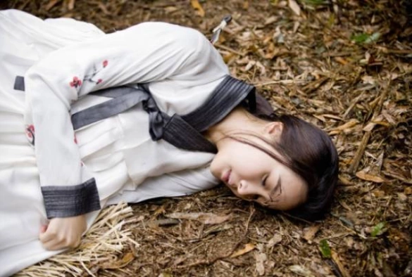 Кадр из дорамы Охотники на рабов