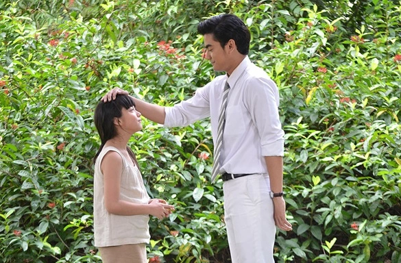 Кадр из дорамы Цветок в тени