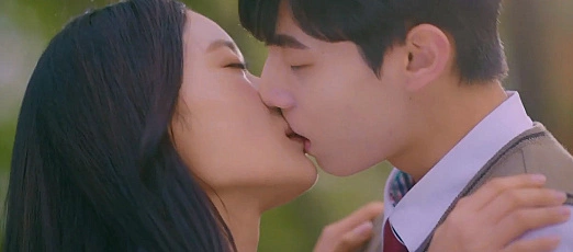 Кадр из дорамы Сладкая кровь