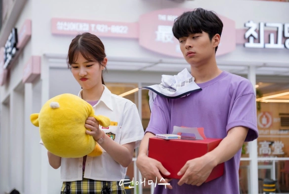 Кадр из дорамы Неудача в любви