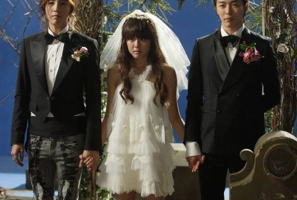 Кадр из дорамы Мэри, где же ты была всю ночь?