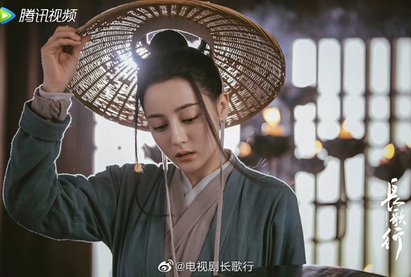 Кадр из дорамы Путешествия Чангэ