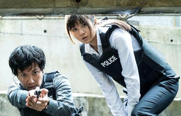 Кадр из дорамы Каменный кокон