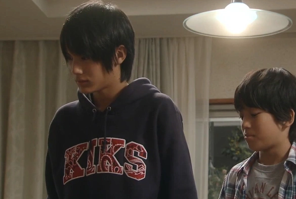 Кадр из дорамы Экономка Мита