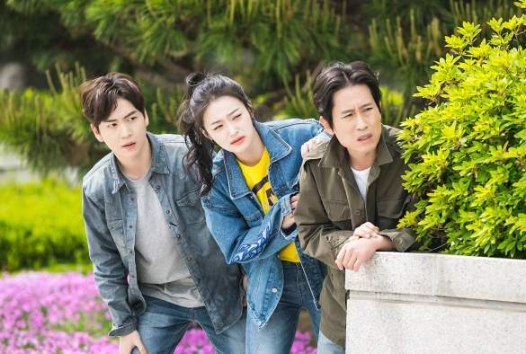 Кадр из дорамы Переключи мир