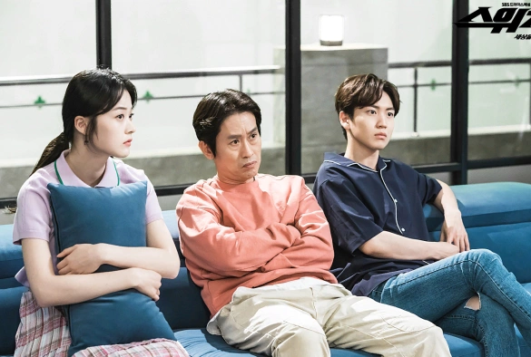 Кадр из дорамы Переключи мир