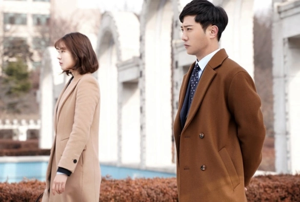 Кадр из дорамы Орлы юриспруденции