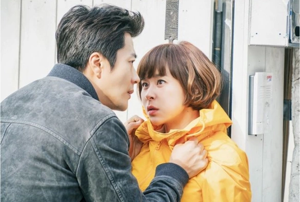 Кадр из дорамы Королева детектива 2 сезон