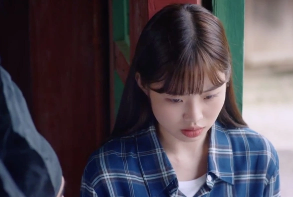 Кадр из дорамы 300-летний класс