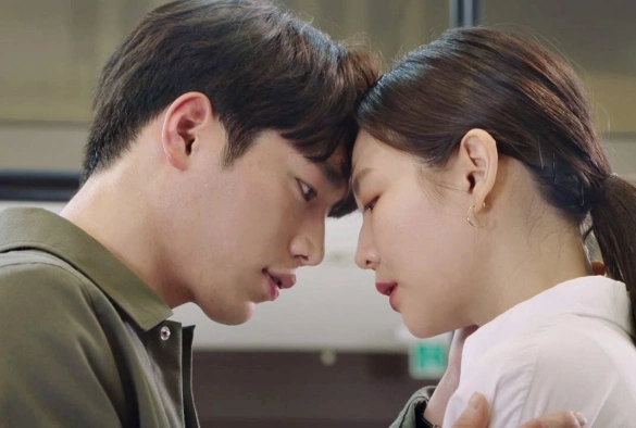 Кадр из дорамы Третье очарование