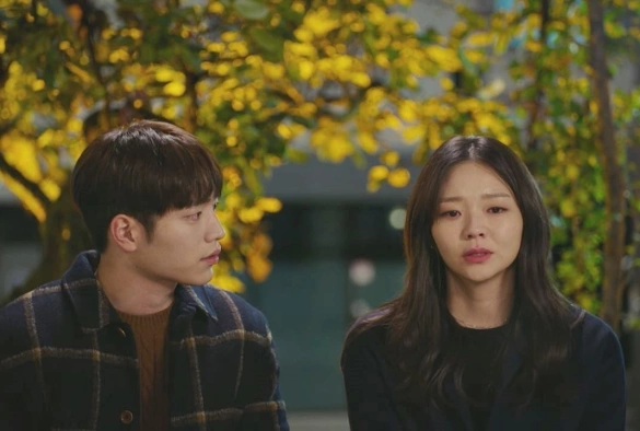 Кадр из дорамы Третье очарование