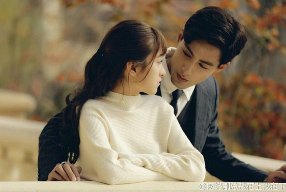 Кадр из дорамы Я люблю своего президента, хотя он псих