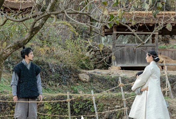 Кадр из дорамы Боссам: Воровство судьбы