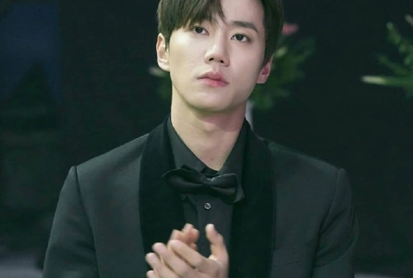 Кадр из дорамы Имитация