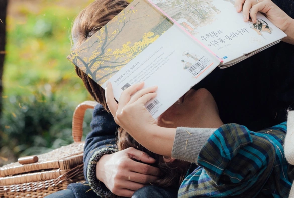 Кадр из дорамы Она была прекрасна