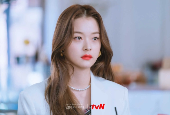 Кадр из дорамы Однажды разрушение вошло в дверь моего дома