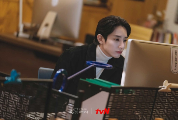 Кадр из дорамы Однажды разрушение вошло в дверь моего дома