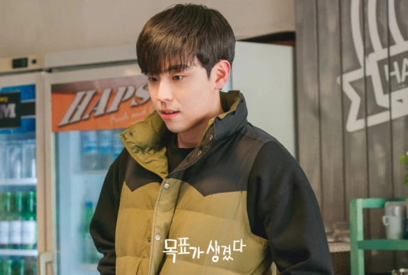 Кадр из дорамы У меня есть цель