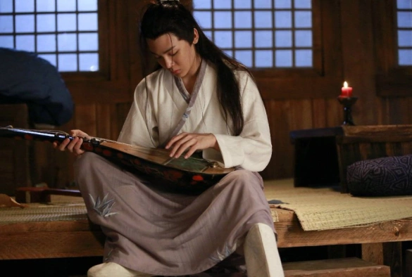 Кадр из дорамы Ракшаса — улица демонов