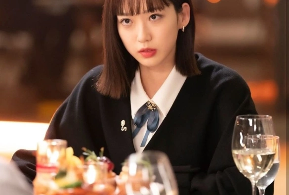 Кадр из дорамы Пентхаус 3 сезон