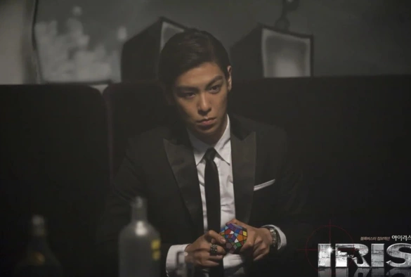 Кадр из дорамы АЙРИС