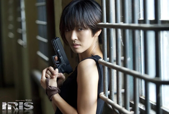 Кадр из дорамы АЙРИС