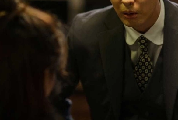 Кадр из дорамы Дом на месяц