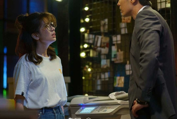 Кадр из дорамы Дом на месяц