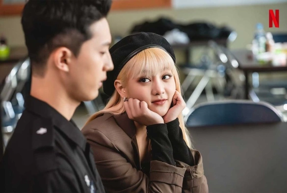 Кадр из дорамы Оно того не стоит