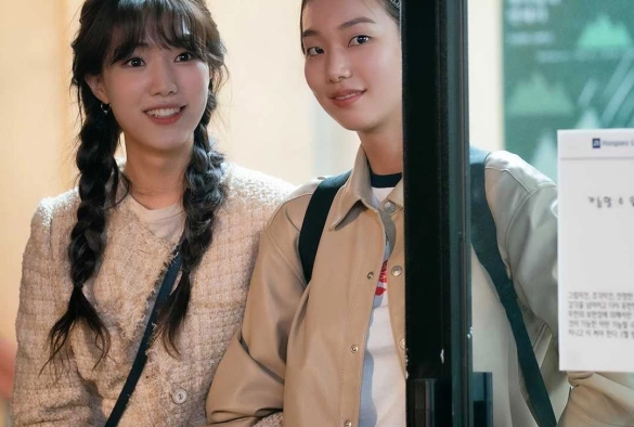 Кадр из дорамы Я знаю, но...