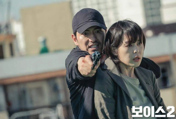 Кадр из дорамы Голос 2 сезон