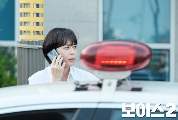 Кадр из дорамы Голос 2 сезон