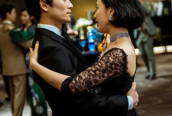 Кадр из дорамы Дьявольский судья