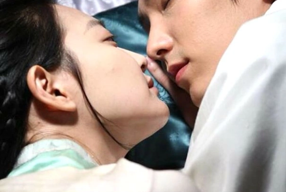 Кадр из дорамы Аран и Магистрат